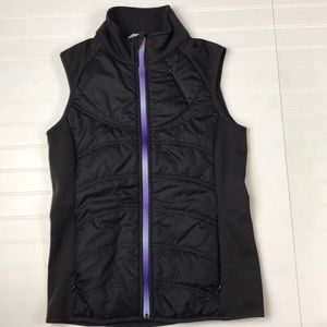 Athleta Black/purple full zip vest Small women’s